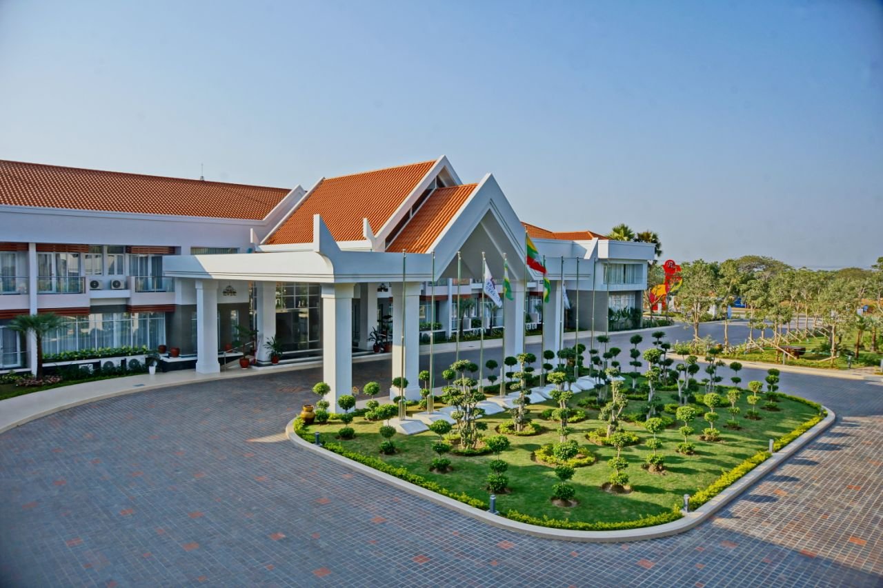 The Regency Hotel-官方