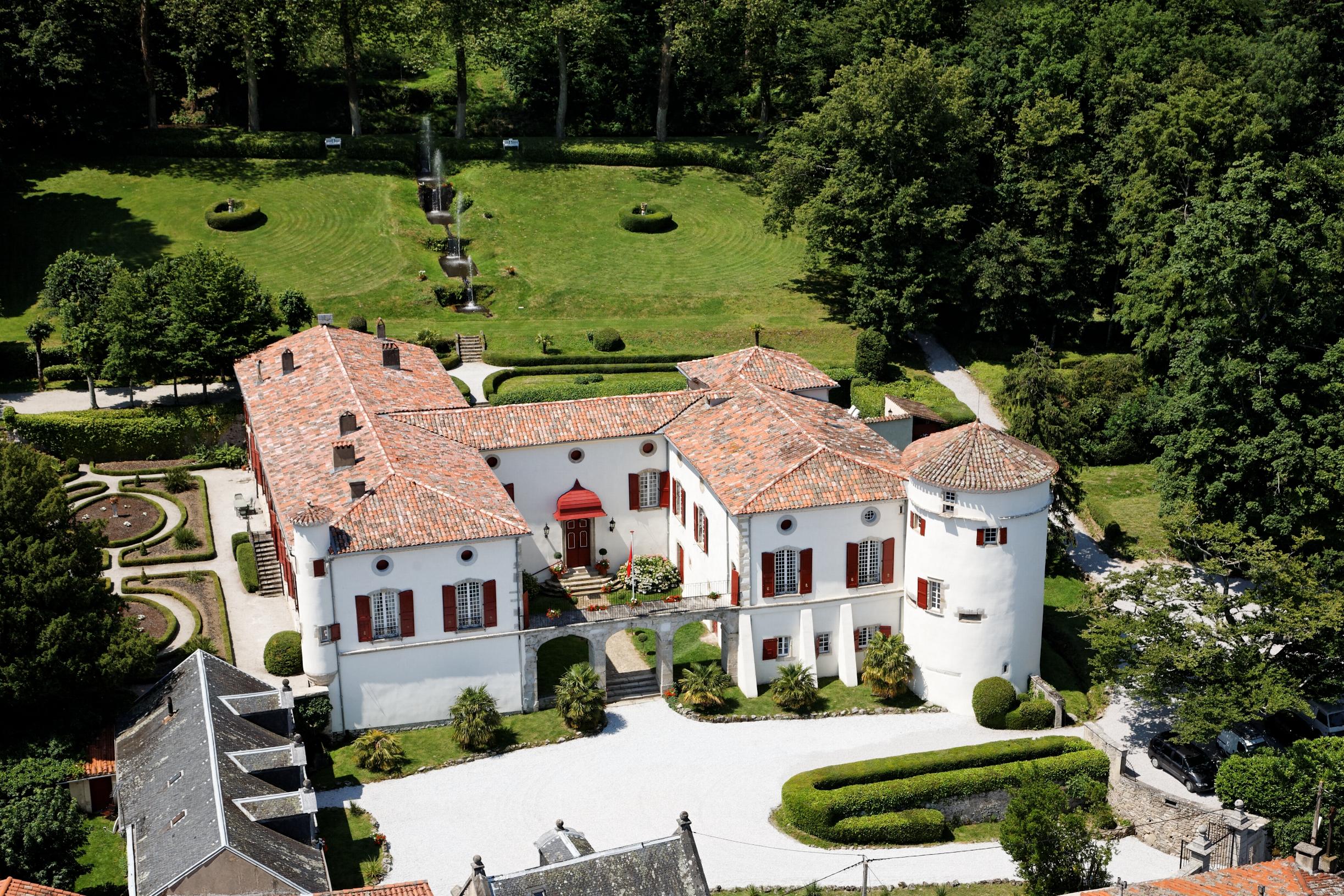 Chateau d'Aiguefonde-官方