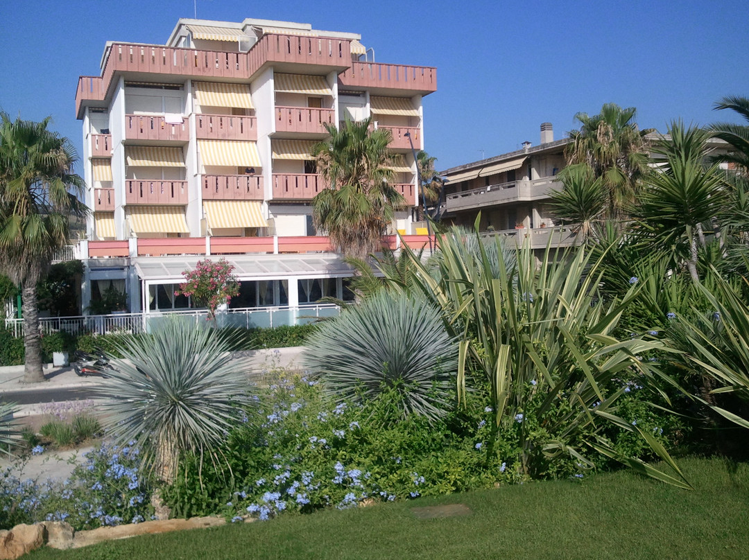 Hotel Girasole frontemare
