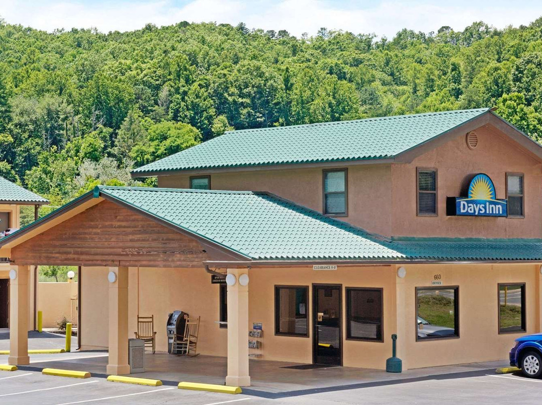Days Inn by Wyndham Cherokee Near Casino