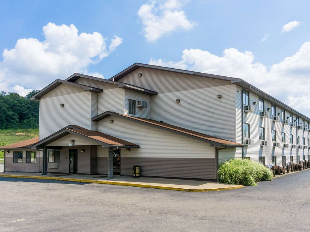 Super 8 by Wyndham Zanesville主图