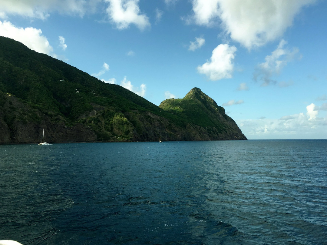 Tent Reef Wall景点图片