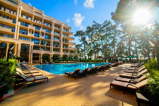 Georgia Palace Hotel & Spa Kobuleti-浴室