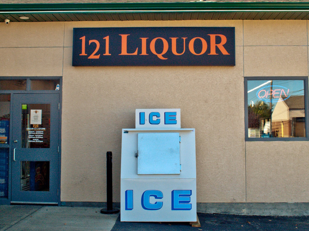 121 Steakhouse Lounge & Motel主图