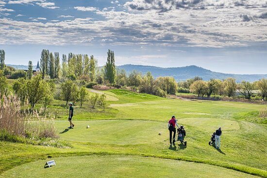 Balaton Golf Club景点图片