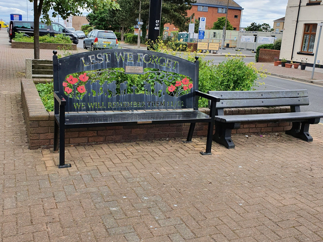 Remembrance Bench Memorial景点图片