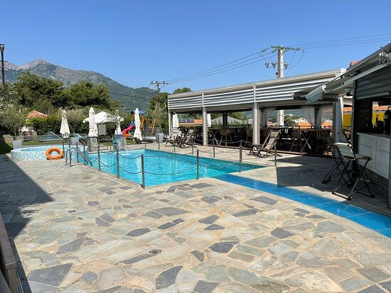 Ntinas Filoxenia Hotel & Spa主图