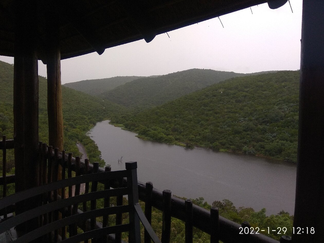 Mabalingwe Elephant Lodge