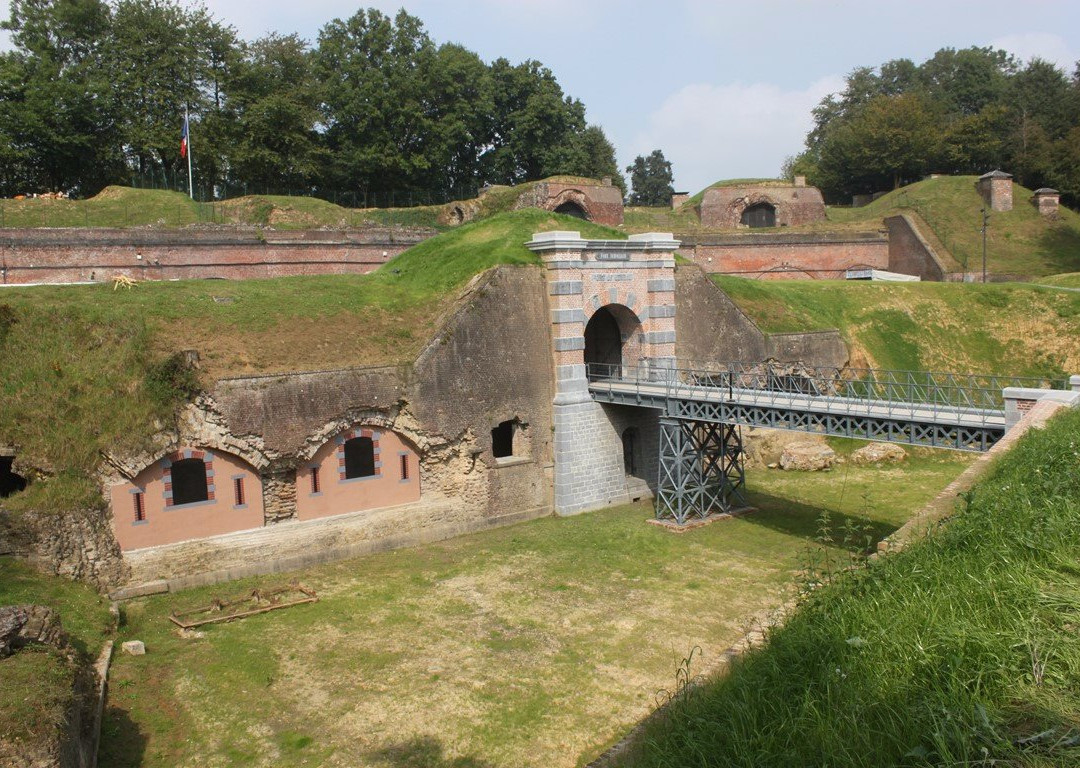 Fort de Leveau景点图片