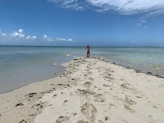 Hussein Tourist Guider-江比阿尼必去景点