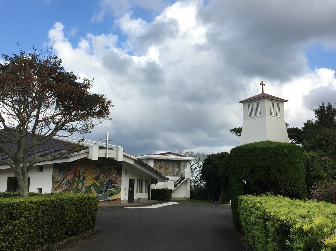 Miiraku Church景点图片