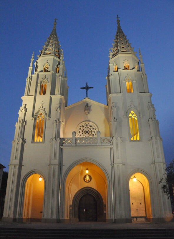 Iglesia de Santiago景点图片