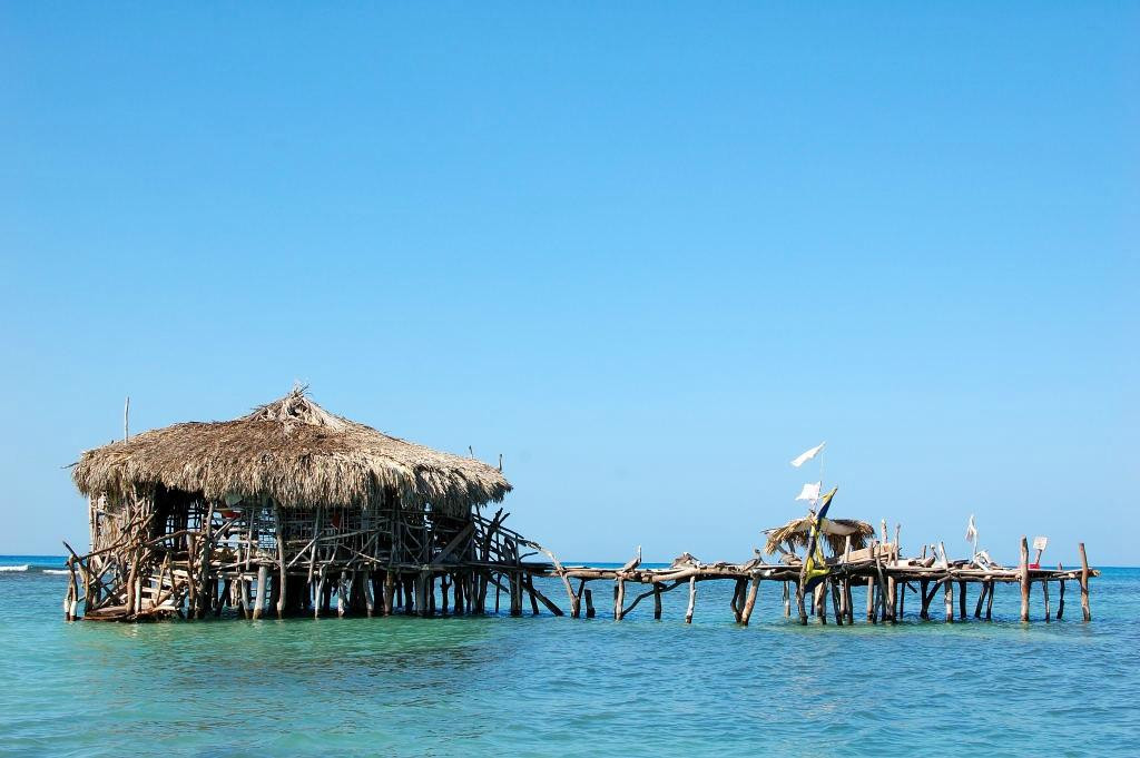 Floyd's Pelican Bar