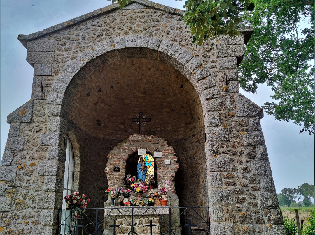 Chapelle De L'Arceau À Maisontiers景点图片