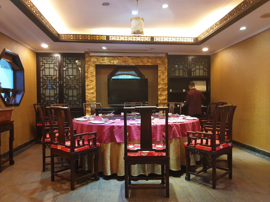 Wofo Villa Vegetarian Restaurant