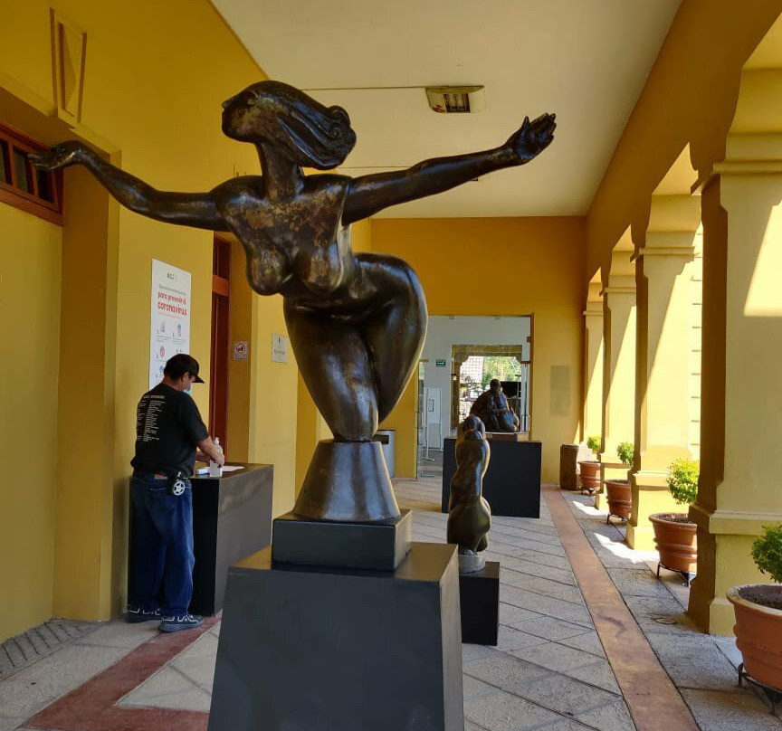 Centro Cultural González Gallo-Chapala必去景点