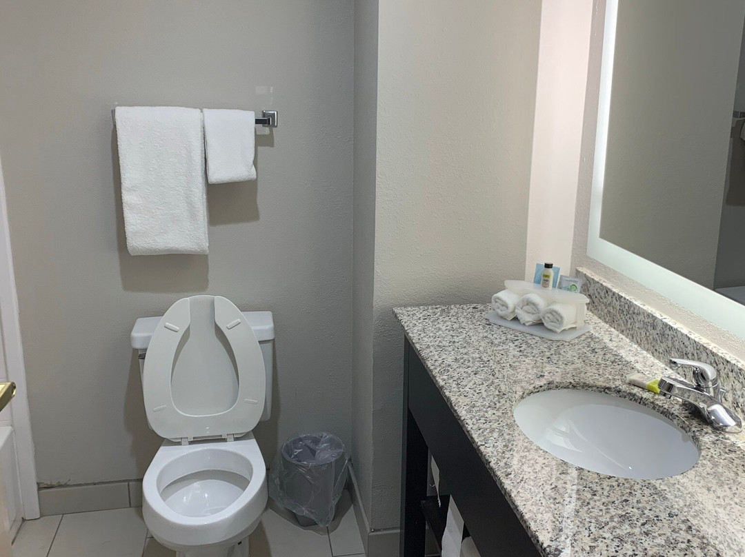 Holiday Inn Express & Suites Wilson-Downtown By IHG主图