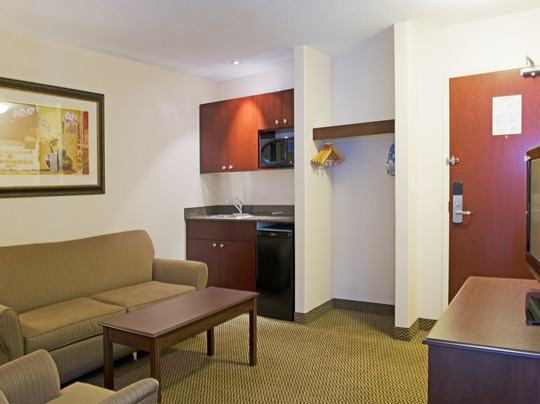 Holiday Inn Express & Suites Slave Lake By IHG主图