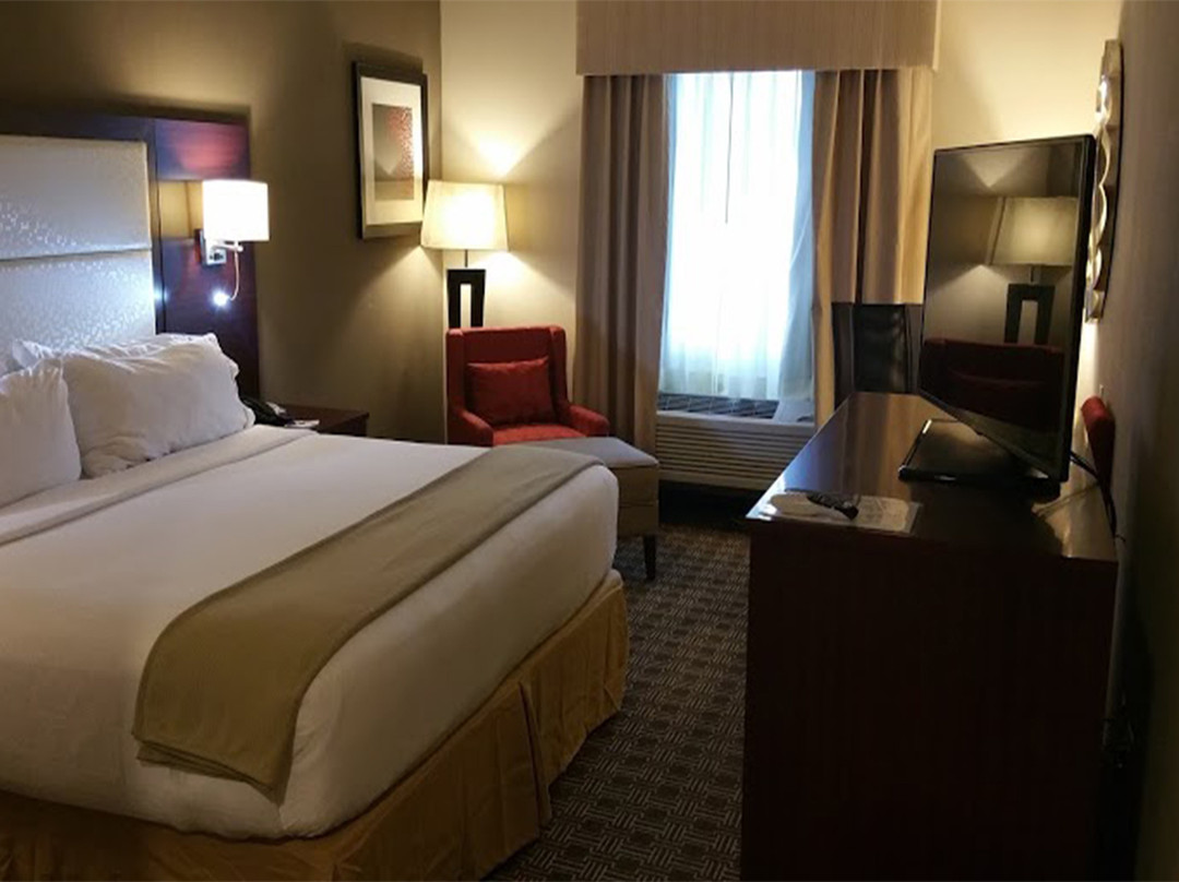 Holiday Inn Express & Suites Lantana By IHG主图