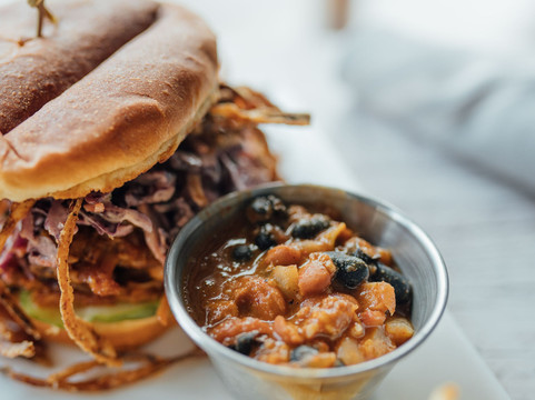 Four Winds Casino Resort主图