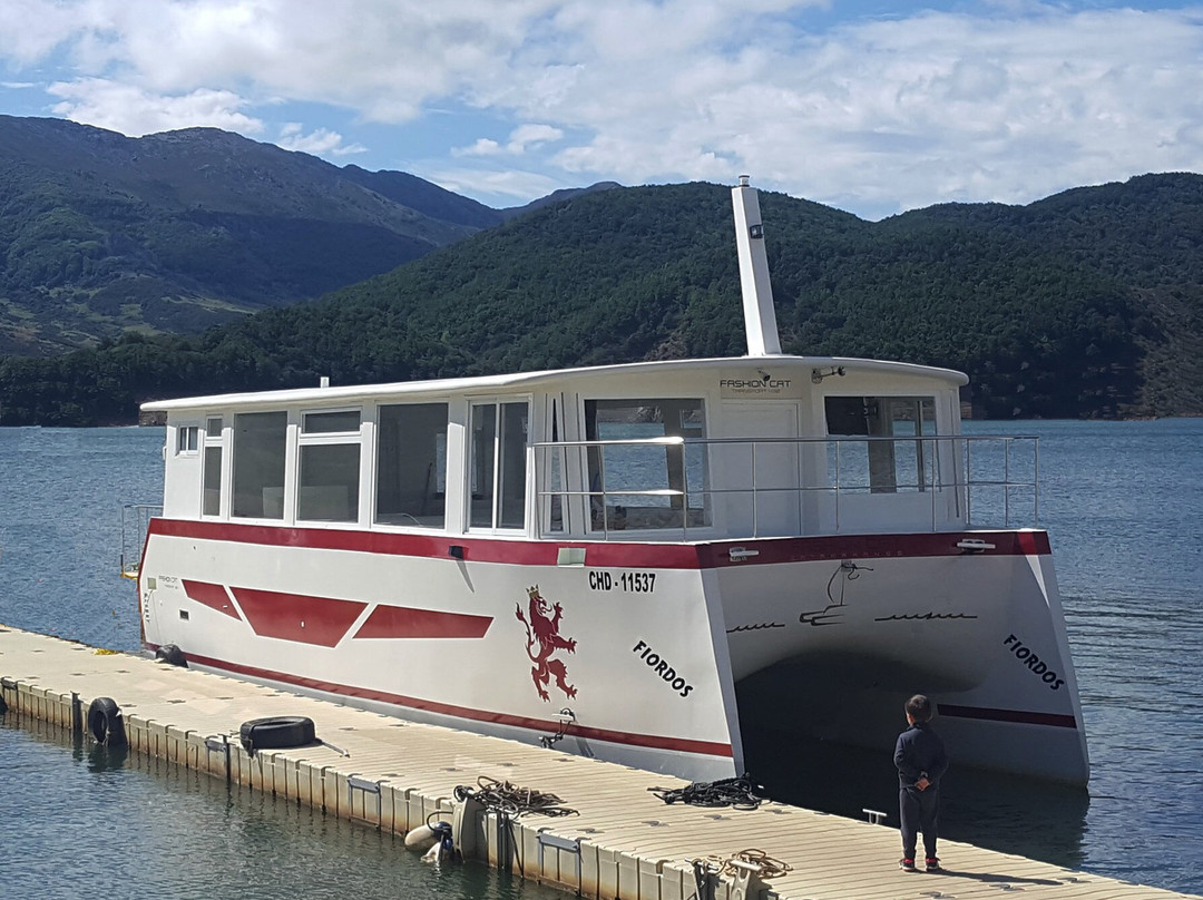 Paseos en Barco por el embalse de Riano景点图片