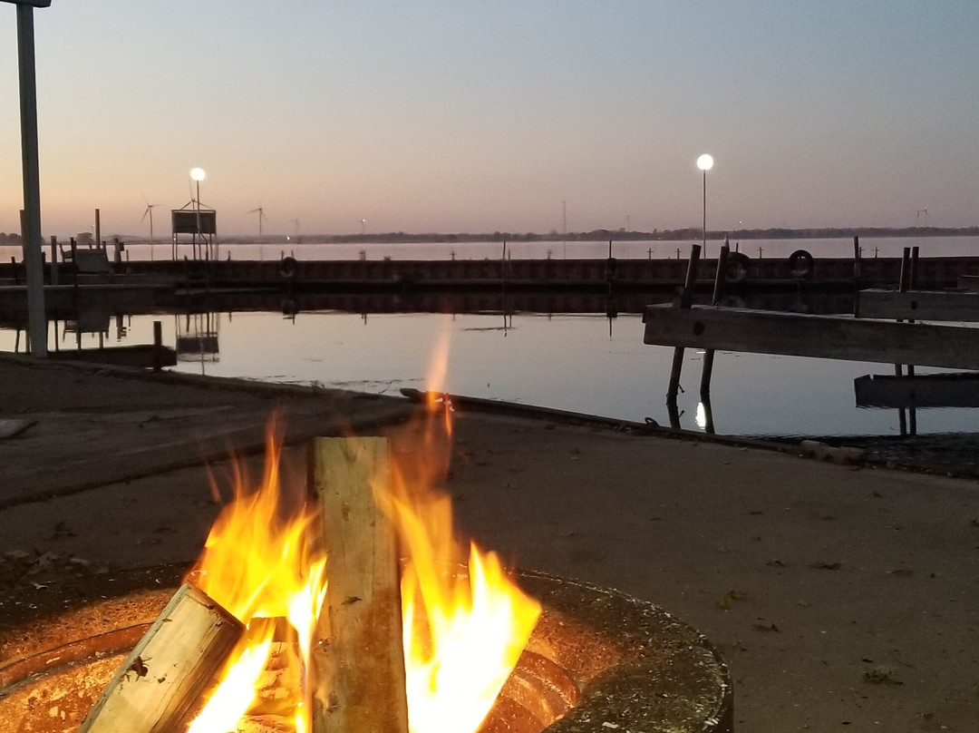 Erie-O Motel & Marina主图