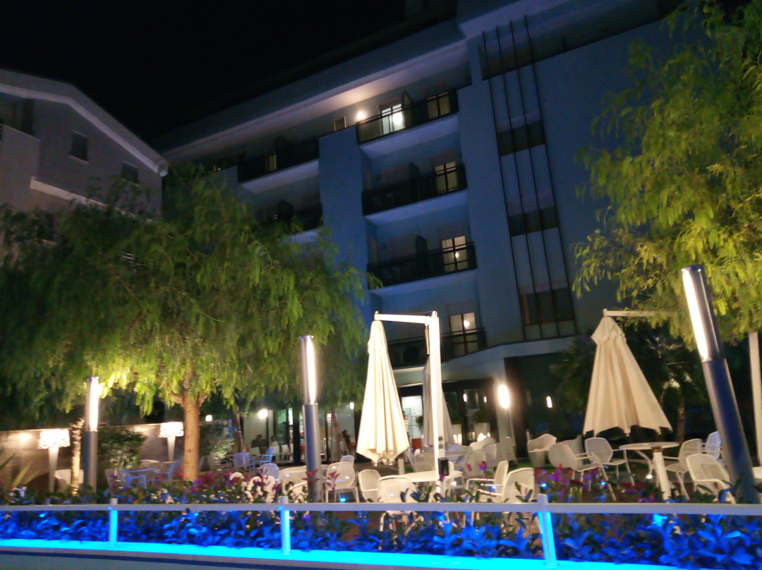 Hotel Continental主图