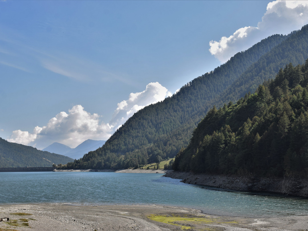 Lago di Pontechianale景点图片