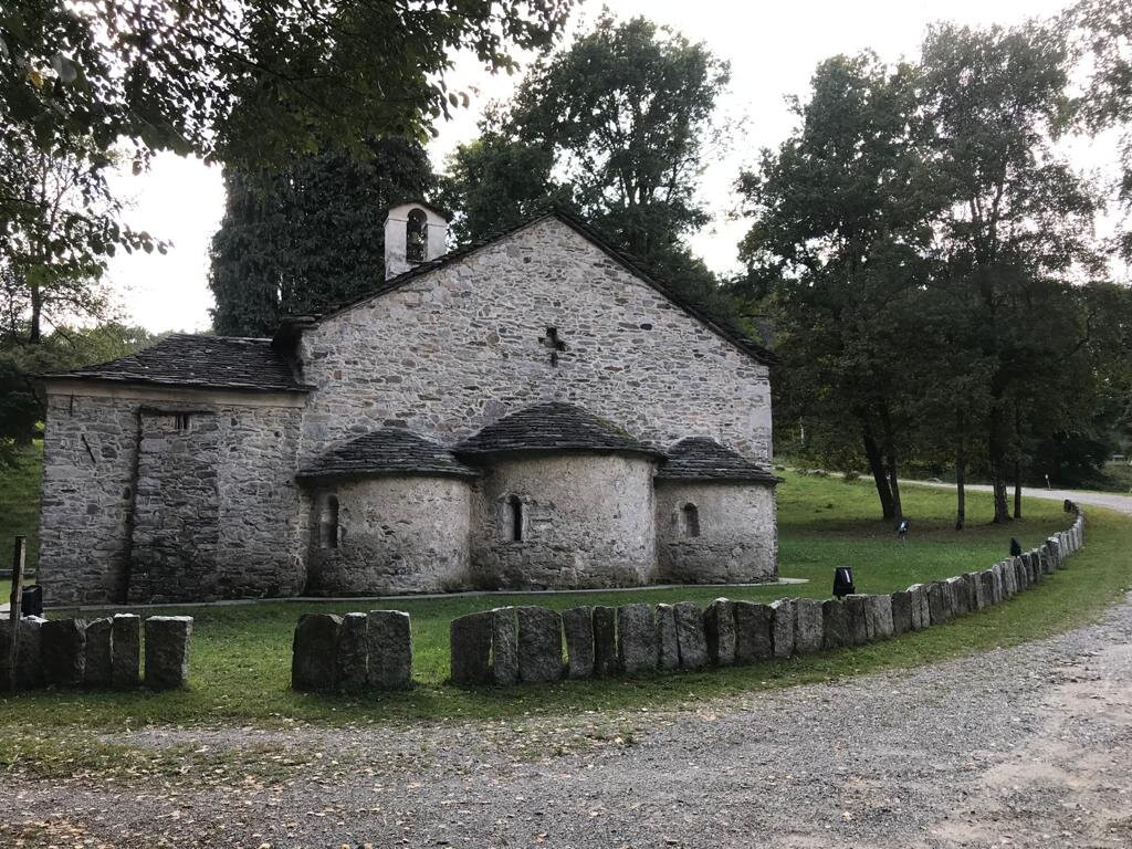 Chiesa di Santa Maria di Luzzara-Gozzano必去景点