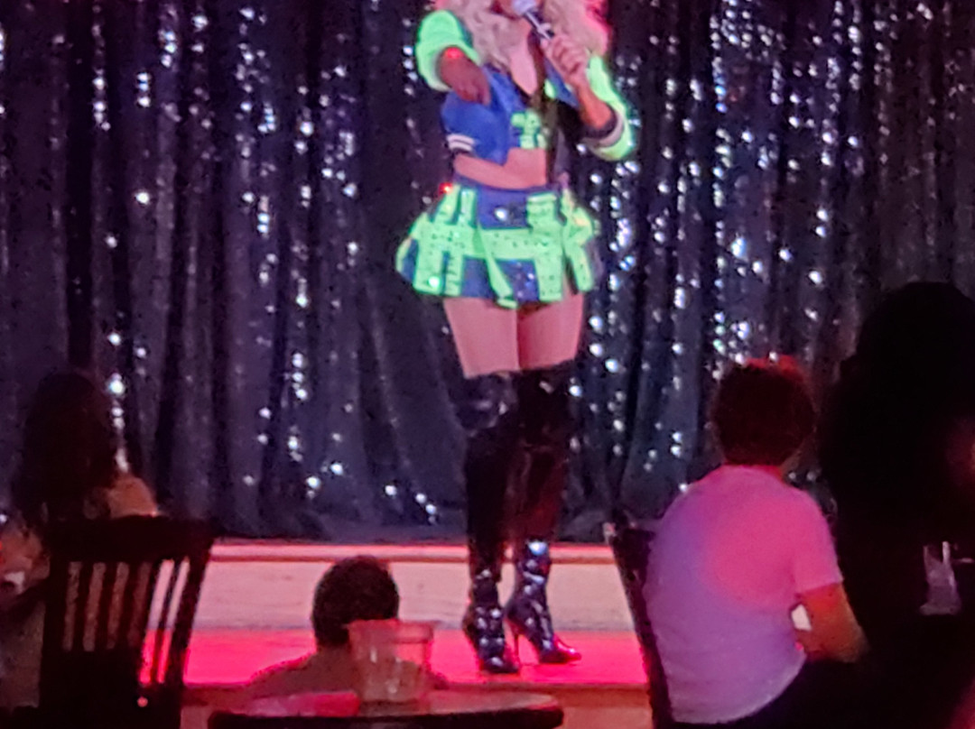 Twisted Element-卡尔加里必去景点