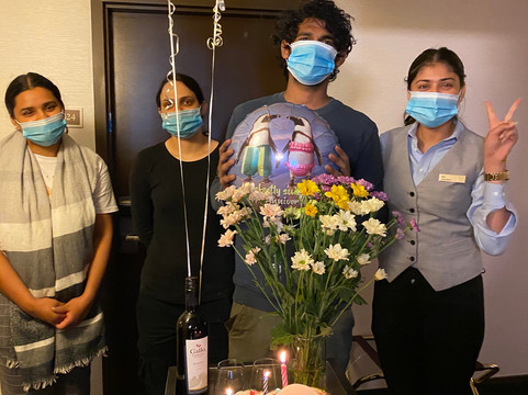 温尼伯机场希尔顿套房酒店主图