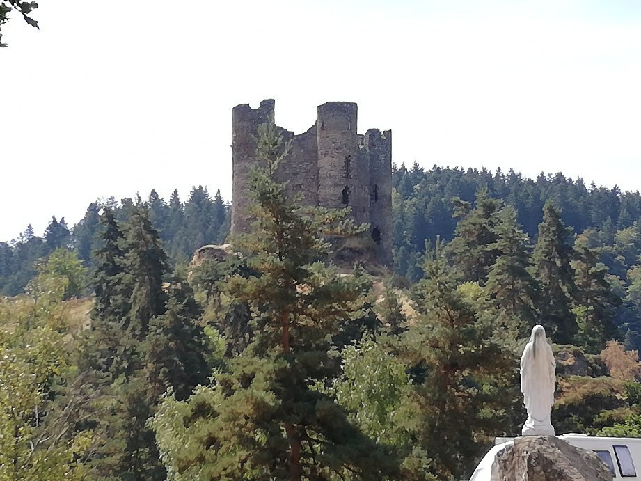 Chateau d'Alleuze-Alleuze必去景点