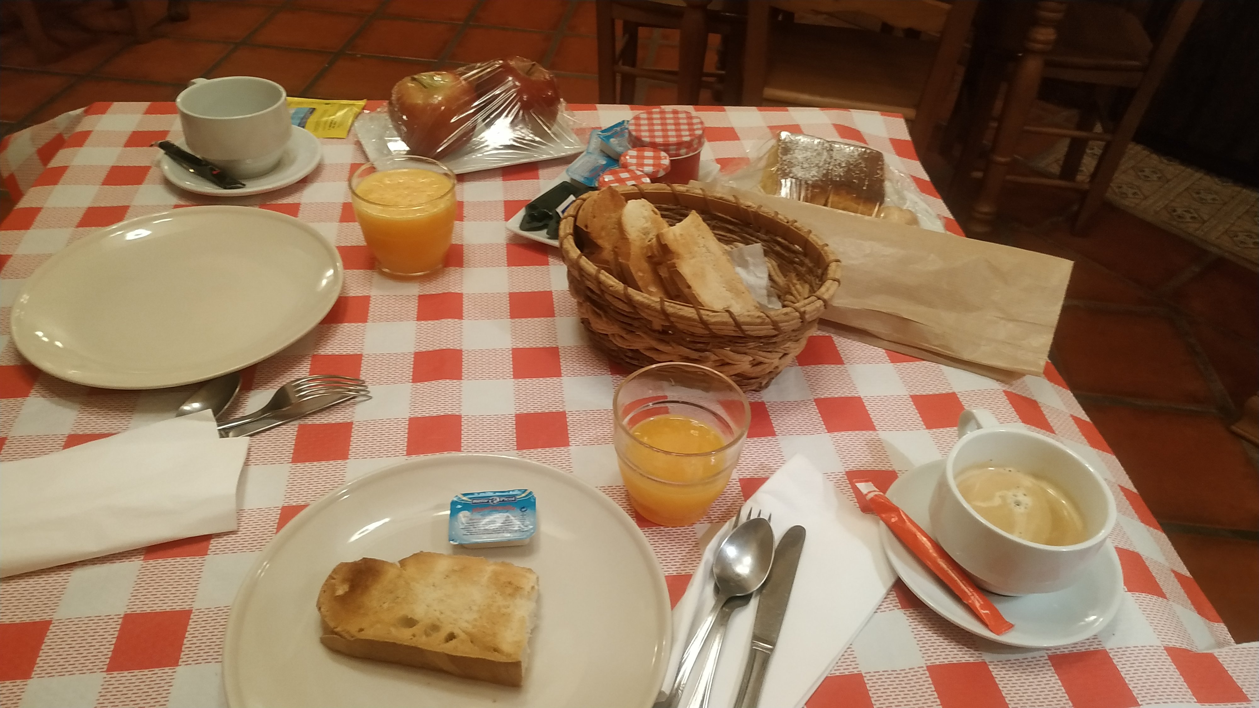 El Balcon De Mogarraz-餐饮