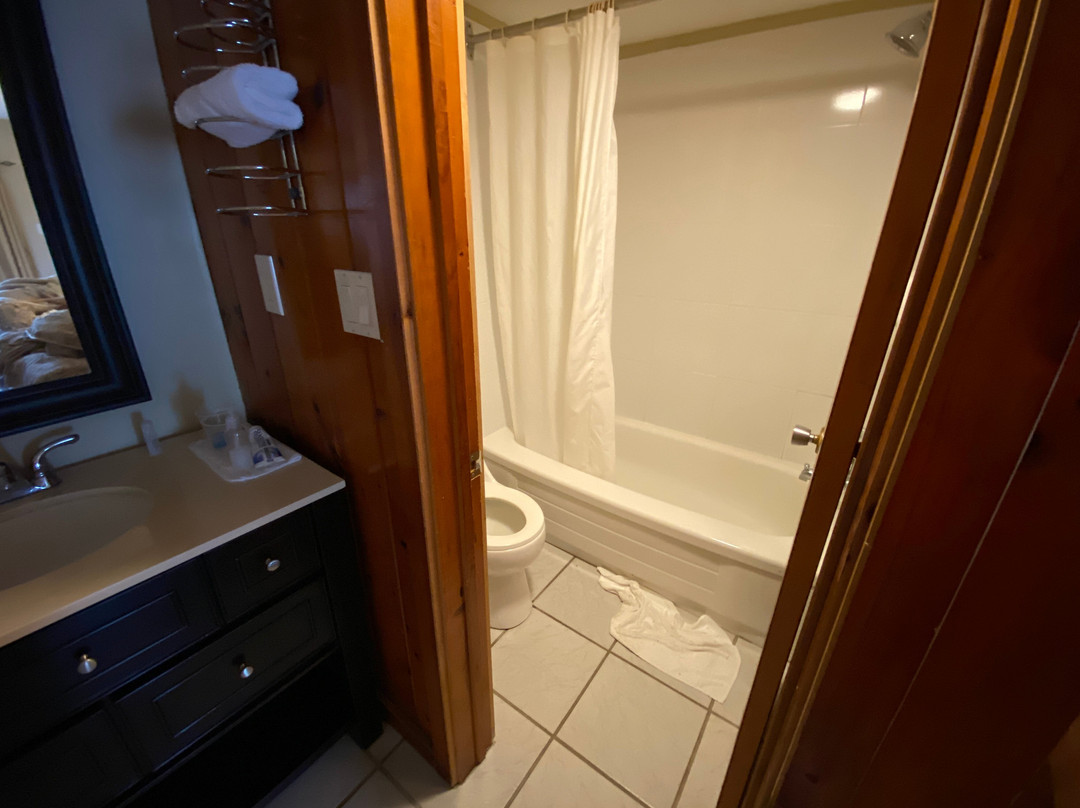 Coach House Inn主图