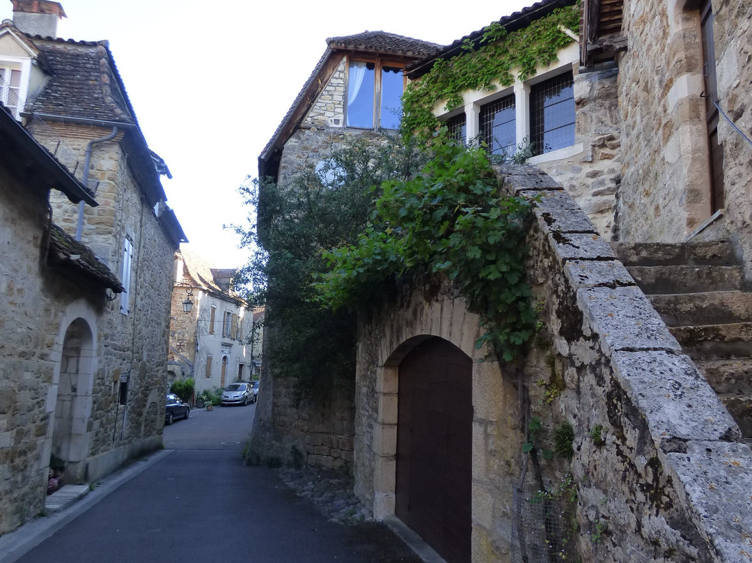 Église Saint-Pierre-Carennac必去景点