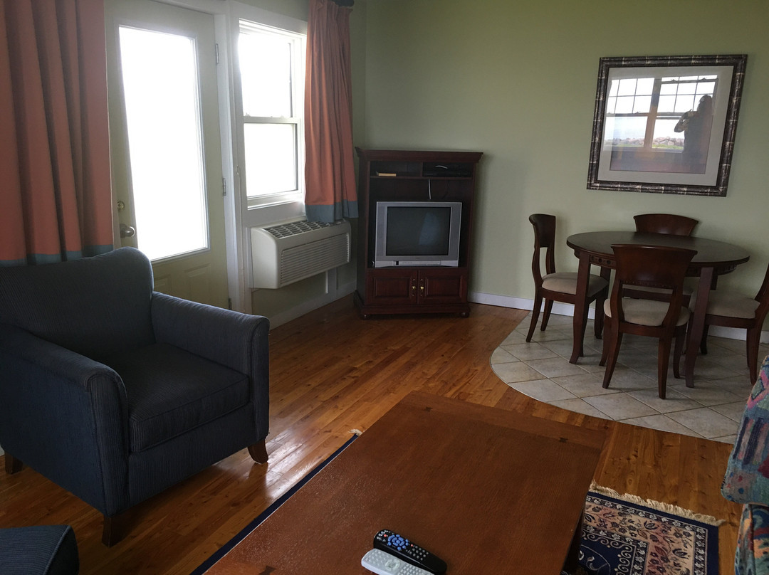 Island Sunset Resort主图