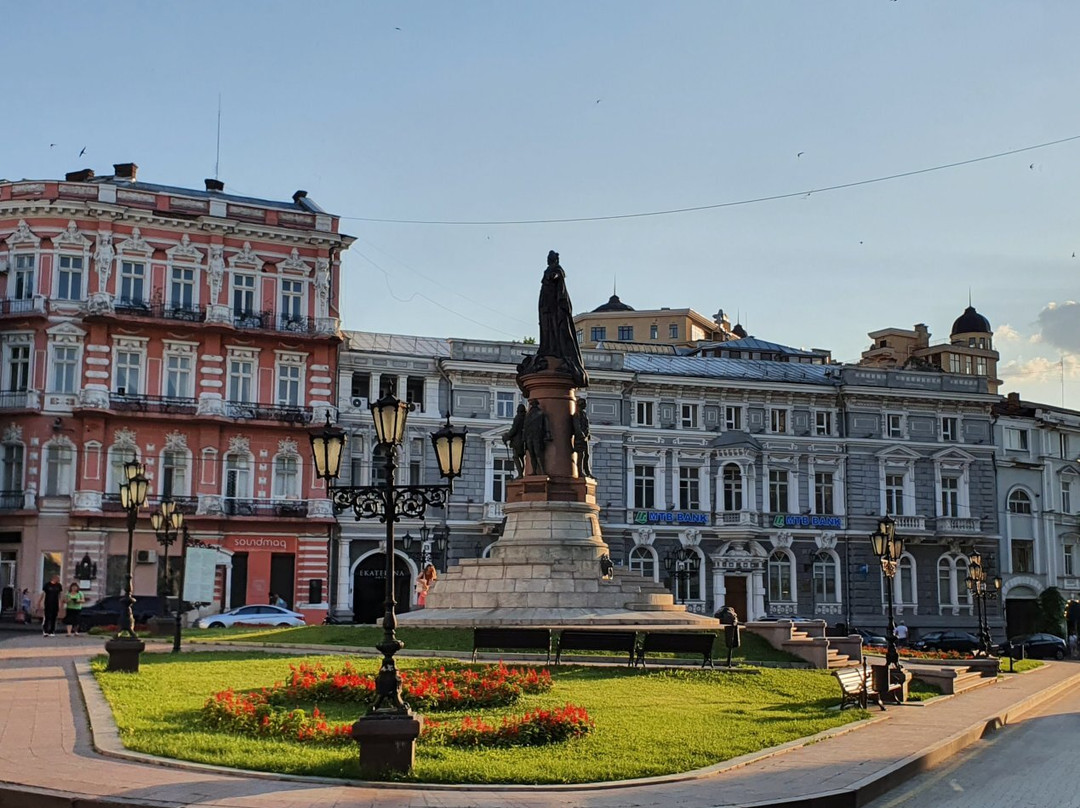 Monument to Catherine the Great and Founders of Odessa-敖德萨必去景点