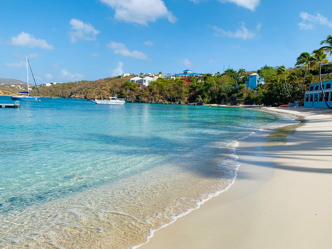 Aqua Action Dive Center-East End必去景点