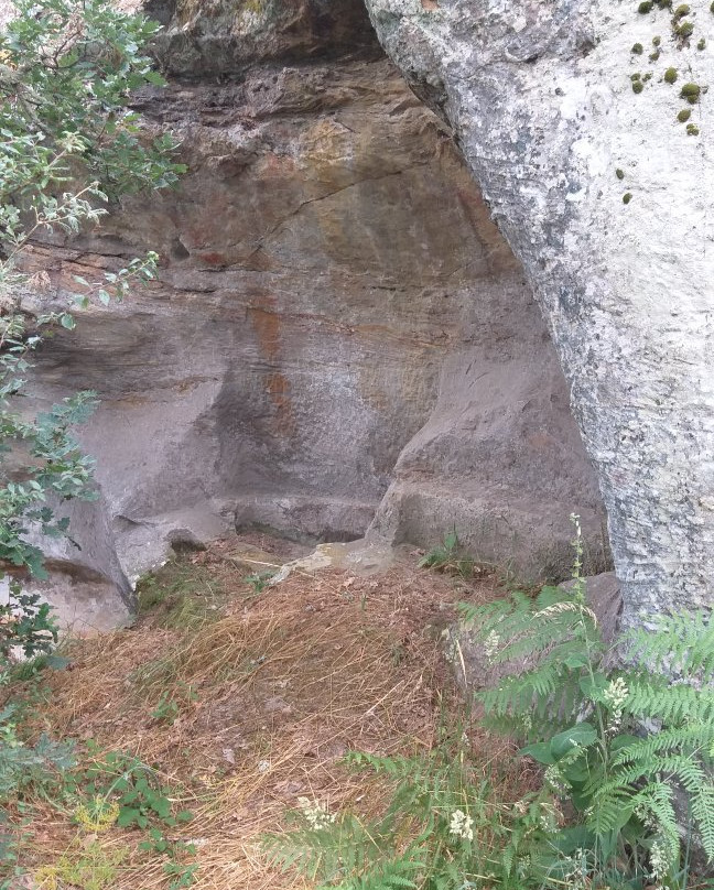 Necropolis de San Pantaleon-Valderredible必去景点