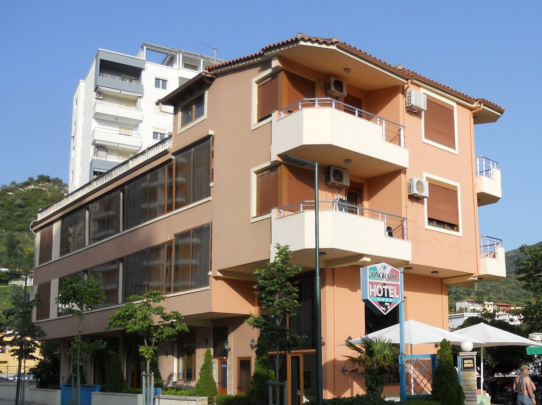 昂诺拉托酒店