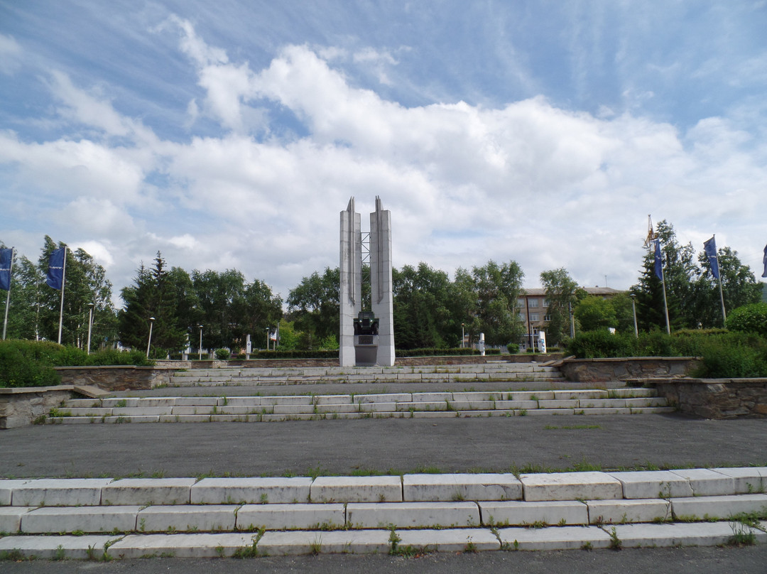 Monument to Ural's First Vehicle景点图片