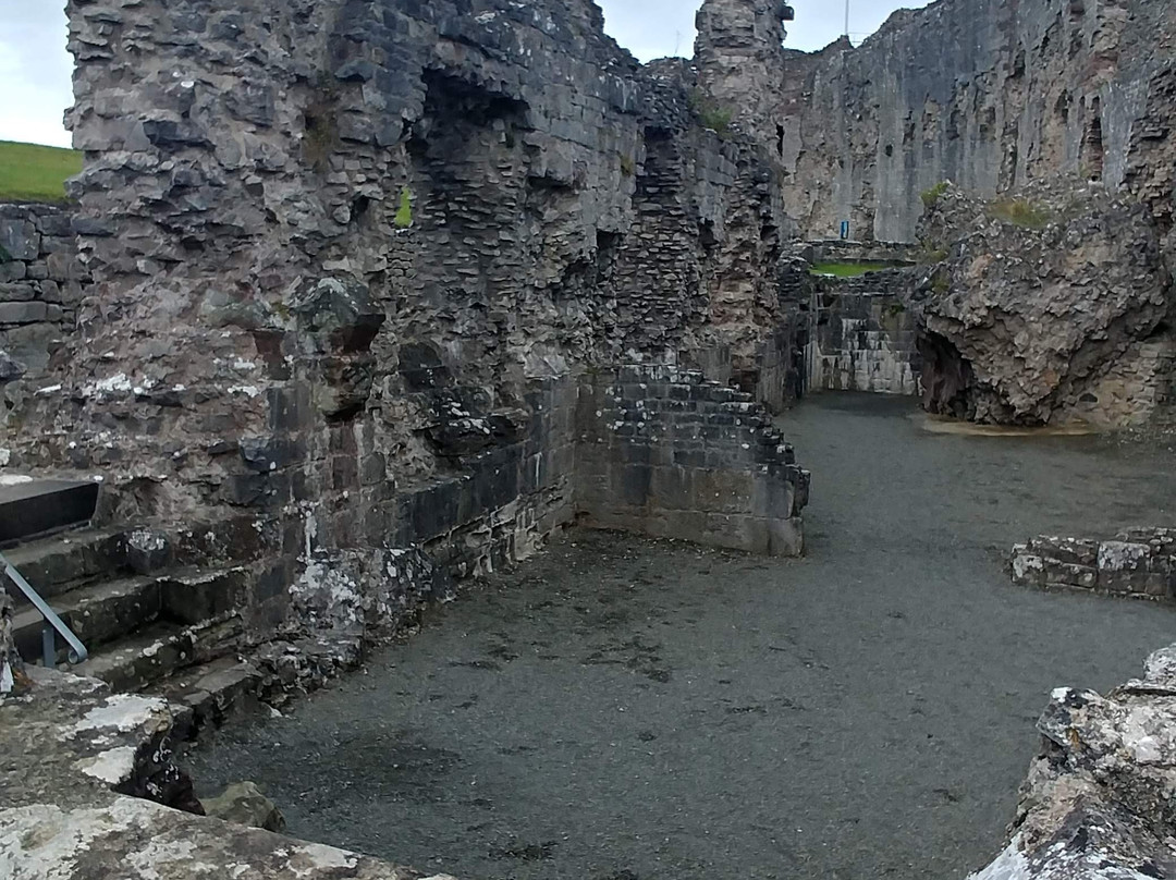 Denbigh Castle景点图片