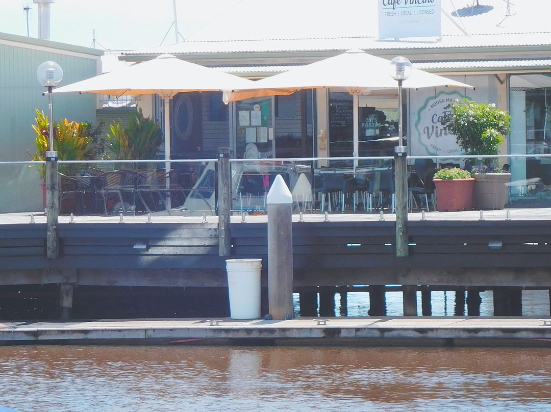 Noosa Marina Sunday Markets景点图片