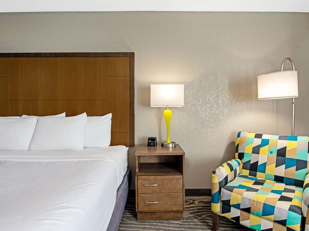 La Quinta Inn & Suites by Wyndham Dayton North - Tipp City主图