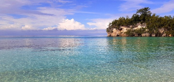 Sandy Bay Resort主图