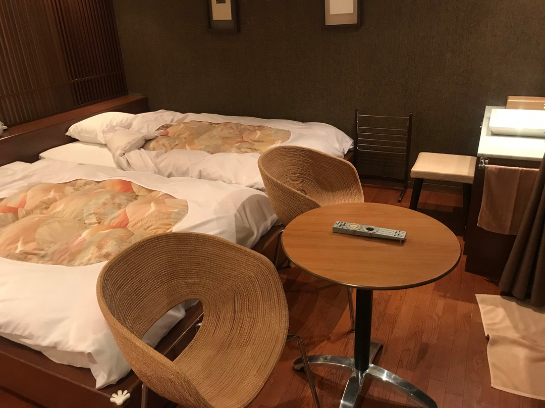 新若狭酒店主图