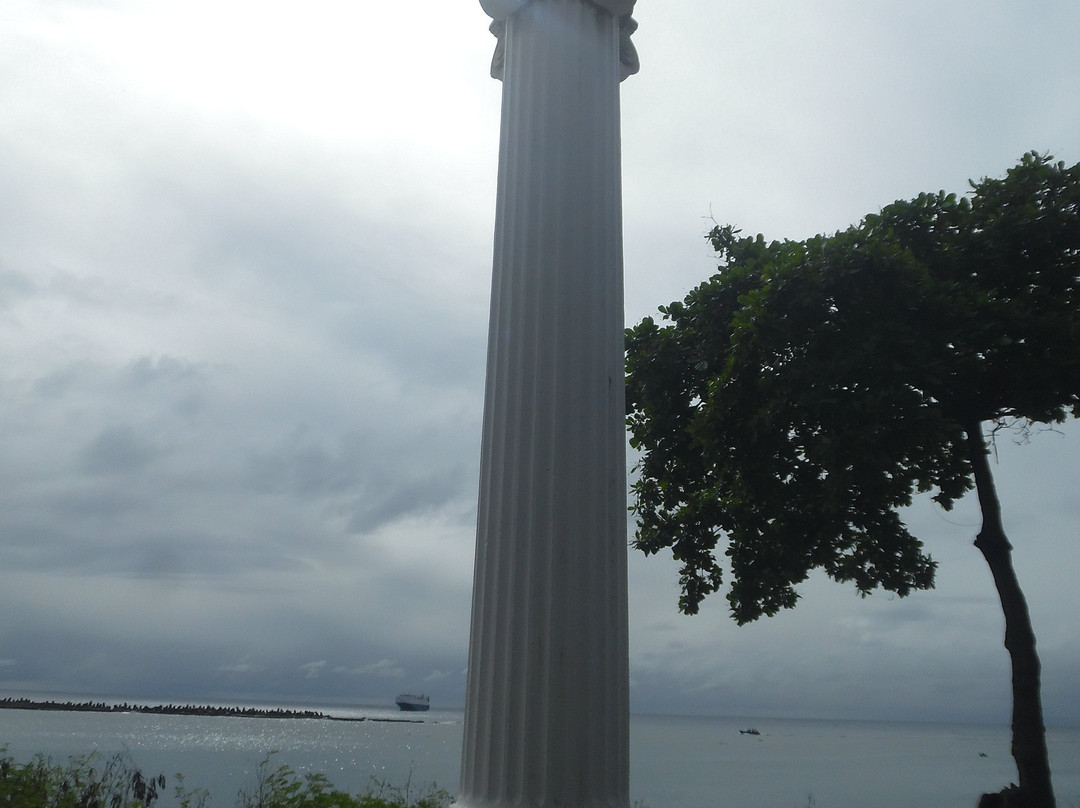 Columna Conmemorativa Naufragio Balandra Aurora-圣多明哥必去景点