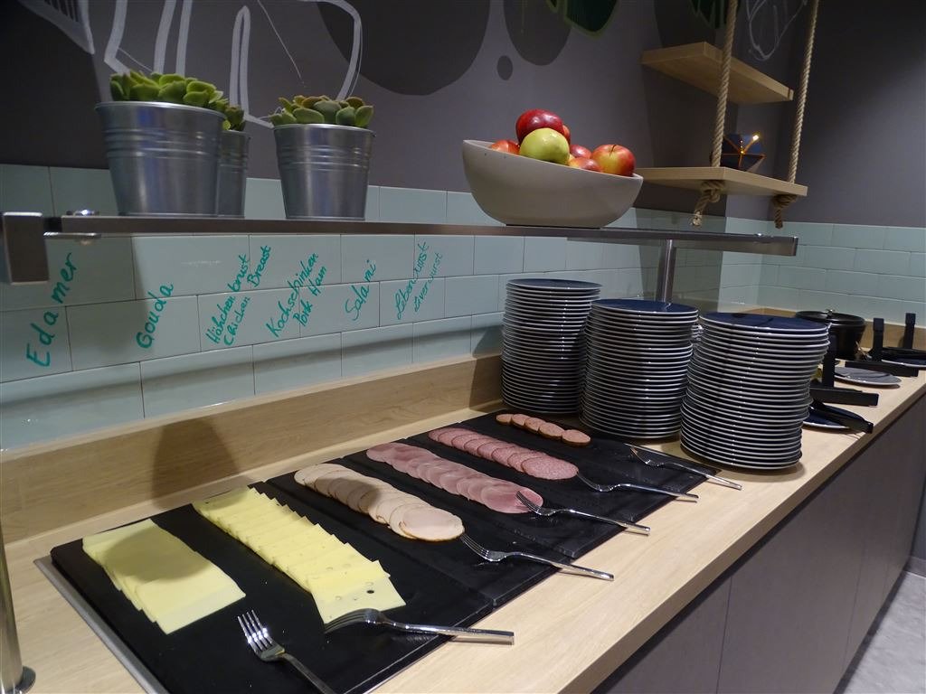 Holiday Inn - The Niu Crusoe Bremen Airport by IHG-餐饮