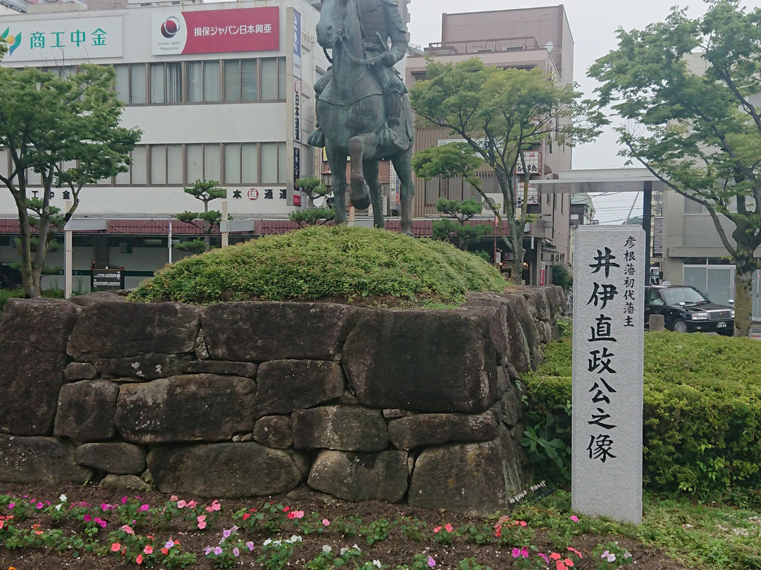Ii Naomasa Statue-彦根市必去景点