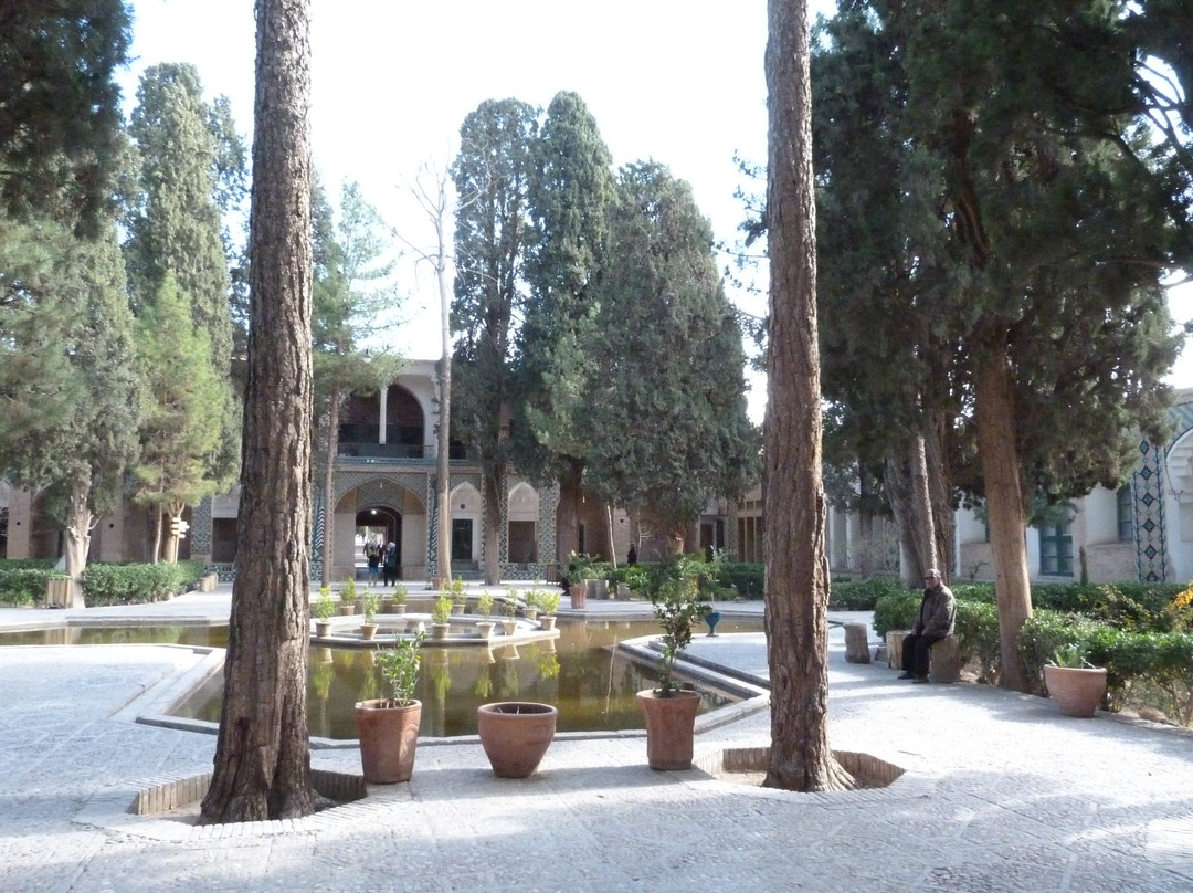 Aramgah-e Shah Ne’matollah Vali景点图片